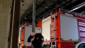 POŽAR U BEOGRADU: Iznad kafića na Vračaru buknula vatra, vatrogasci ekspresno reagovali