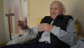 RATNIK U UNIFORMI I POZORIŠNOM KOSTIMU: Marko Vuković (96), jedini živi oslobodilac Kikinde u Drugom svetskom ratu