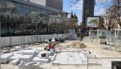 VODOSKOK  NA CVETNOM  TRGU GOTOV DO MAJA: Bliži se završetak radova na fontani u centru započet još jesenas