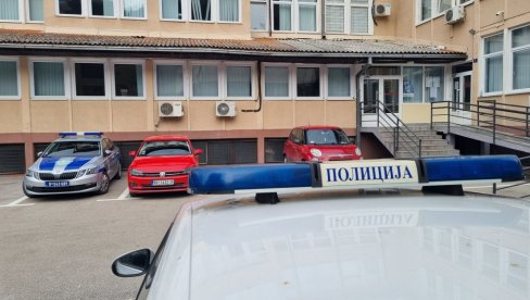 OBORIO PEŠAKA, PA POBEGAO: Saobraćajna nesreća na putu ka manastiru Mileševa, policija traga za vozačem
