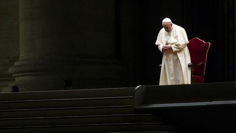 PUT KRSTA ZA NAJMLAĐE KOJI PATE ZBOG PANDEMIJE: Papa Franja će i ove godine Uskrs proslaviti bez vernika