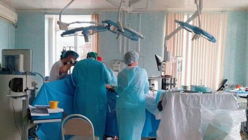 ОПЕРАЦИЈА НА СРЦУ ЗА ВРЕМЕ ПОЖАРА: У Благовешћенску на руском Далеком истоку хирурзи радили у чудним условима