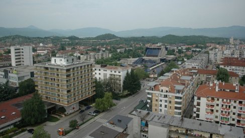 SKANDAL U NIKŠIĆU: Popisivač građane bez pitanja upisao kao Crnogorce