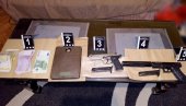 AKCIJA POLICIJE U LESKOVCU: Zaplenjeno 2,5 kilograma marihuane, pištolji i novac