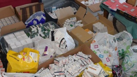 УХАПШЕН ВЕТЕРИНАР КОЈИ ЈЕ КРИЈУМЧАРИО ЛЕКОВЕ: Полиција му пронашла 7.800 кутија разних фармацеутских производа у вредности од 70.000 евра