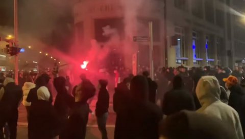 НЕЋЕМО ДОЗВОЛИТИ ДА НАС ЗАКЉУЧАЈУ: Побуна против нових мера у Швајцарској - полиција оштро реаговала (ВИДЕО)