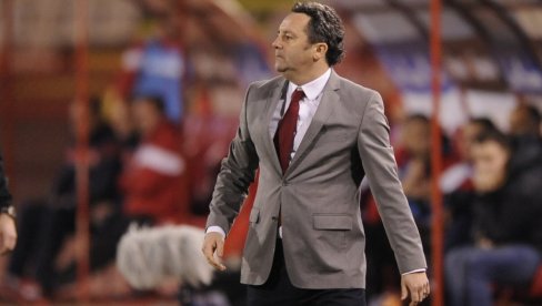 OGLASIO SE KLUB SLAVIŠE STOJANOVIĆA: Levski otkrio kakvo je zdravstveno stanje bivšeg trenera Zvezde