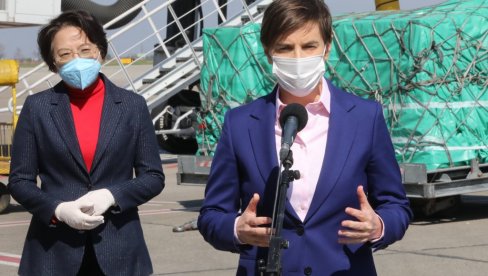 СТИЖЕ НОВИ КОНТИНГЕНТ: Премијерка Брнабић сутра дочекује авион са кинеским вакцинама