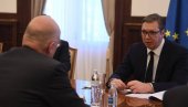 GRČKA JEDAN OD NAJVEĆIH INVESTITORA U SRPSKU PRIVREDU: Uspešan sastanak Aleksandra Vučića i Nikosa Dendijasa