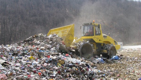 И РУМЉАНИ ЋЕ СЛАТИ ЂУБРЕ У ЈАРАК: На корак од решавања вишедеценијског проблема око одлагања смећа на регионалној депонији