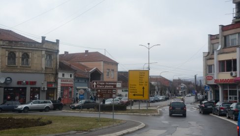 ISKLJUČENI IZ SAOBRAĆAJA: Knjaževčanin vozio sa 2,71 promila alkohola, sleteo sa puta i pobegao