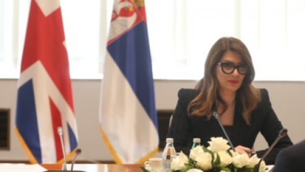 УСПЕШНО ОКОНЧАНИ ПРЕГОВОРИ: Потписан трговински споразум између Србије и В. Британије