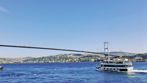 OBUSTAVLJENA PLOVIDBA BOSFOROM: Oglasila se Obalska straža Turske