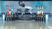 ЈЕФТИНИЈИ И МАЊЕ УОЧЉИВ ОД Ф-35: Амерички савезник представио прототип борбеног авиона