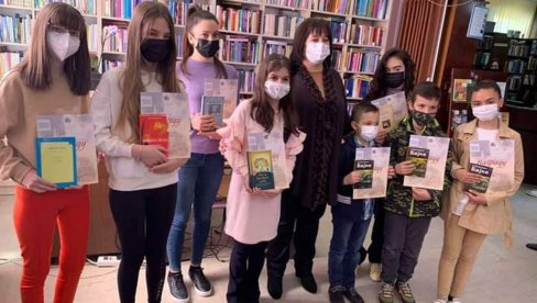 ОДРЖАНА СМОТРА ПЕСНИЧЕ НАРОДА МОГ: Библиотека Душан Матић у Ћуприји ипак организовала општинско такмичење рецитатора