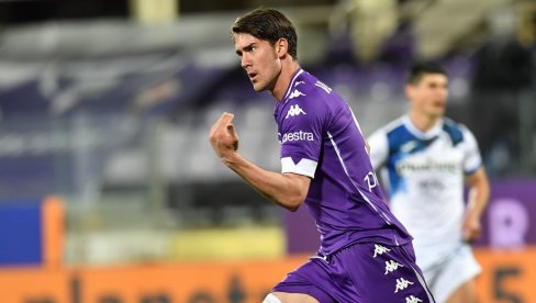 VLAHOVIĆ POSTAJE MILIONER: Fiorentina nudi pravo bogatstvo srpskom reprezentativcu