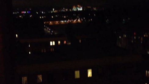 STUDENTI I VRISAK FLOGSTA: Zašto mladi u Švedskoj urlaju kroz prozor svako veče? (VIDEO)