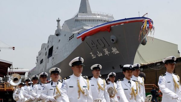УПОЗОРЕЊЕ АМЕРИЦИ: Кина изоди војне вежбе уТајванском мореузу