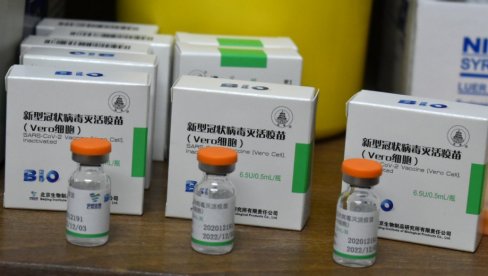 DIVNE VESTI ZA CRNU GORU: Kineska vakcina stiže do kraja meseca