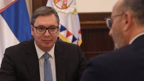 VUČIĆ SE SASTAO SA FABRICIJEM: Važan sastanak predsednika Srbije i šefa delegacije EU (FOTO)