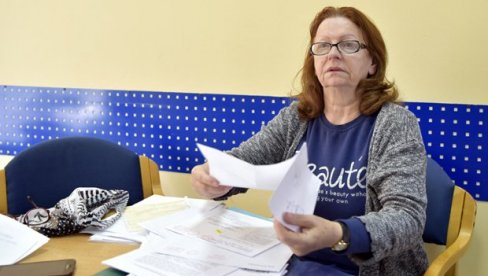 ПРЕСУДА ПУТУЈЕ ГОДИНУ ДАНА: И после одлуке Апелационог суда Добрила Петровић још не може да се врати у свој стан