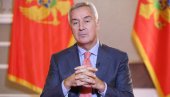 MILO ĐUKANOVIĆ UZ LAŽNU DRŽAVU: Crnogorski predsednik se založio za tzv. Kosovo
