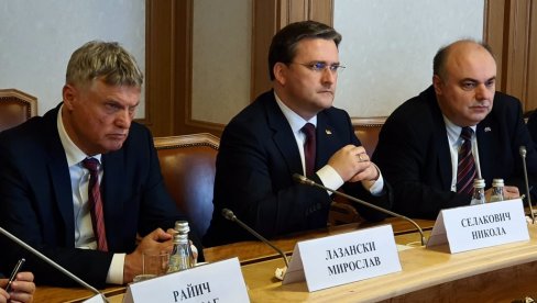 RUSIJA JASNA - NEMA PRIZNANJA LAŽNE DRŽAVE: Selaković čuo jedinstvenu poruku u Dumi