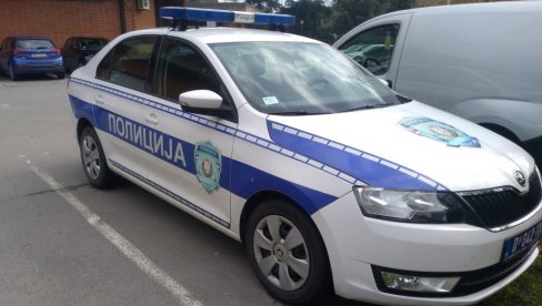 BEGUNAC OD PRAVDE I DUŽNIK ZA KAZNE: Vozio bez vozačke i saobraćajne dozvole kroz Vlasenicu