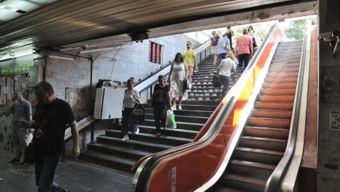 NARUČENE I NOVE POKRETNE STEPENICE: Počela obnova podzemnog prolaza kod Sajma, u planu i Terazije