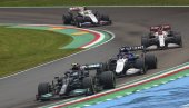 DRAMA NA STAZI IMOLA: Trka Formule 1 bila je prekinuta posle sudara Rasela i Botasa (VIDEO)