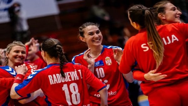 СЛОВАЧКА ОПЕТ ПАЛА: Србија је на Светском првенству!