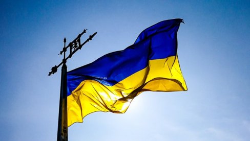 РАСПАДА СЕ УКРАЈИНСКА ВЛАДА: Петорица украјинских министара поднели оставке