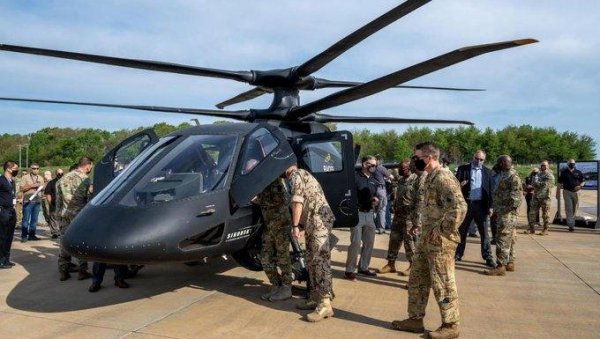 НАЈНОВИЈЕ ЧУДО - ЈАХАЧ: У Алабами пред новинарима амерички хеликоптер 21. века, комбинација мотора претвара га у авион током лета