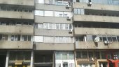 PREREZAO VENE ZBOG SVAĐE SA DEVOJKOM: Prvo pretio da će da skoči sa osmog sprata - Detalji drame na Novom Beogradu