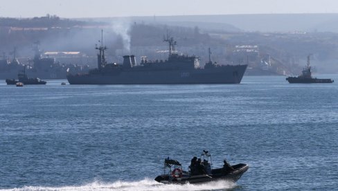 С ЈЕДНИМ ЦИЉЕМ - ДА ЗАСТРАШИ РУСИЈУ: Запад шаље војне бродове у Црно море