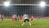 STOJKE MOŽE I KOLENOM: Fantastična odbrana golmana Partizana (VIDEO)