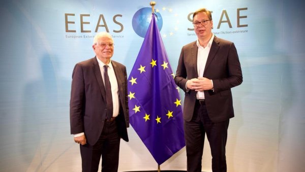 КУРТИ МОРА ДА ОМЕКША: Вучић у понедељак у Бриселу, премијеру тзв. Косова спремају пацке, ЕУ затражила прагматична решења