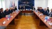 МОРАМО ДОБИТИ ПОЛИТИЧКИ ЛЕГИТИМИТЕТ: “Заједничко веће општина” најважнија српска институција на истоку