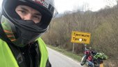НАКОН ДВЕ ДЕЦЕНИЈЕ ОСТВАРИО ДЕЧАЧКИ САН: На Томосу превалио 1100 километара - од Новог Сада до Херцег Новог