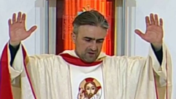 УСТАШКА МИСА НА ХРТ-У: Скандалозан говор хрватског свештеника, клерофашизам уживо на националном сервису!