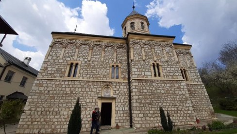 ĆERKA MAJCI POSTALA MATI: Manastir Mala Remeta dočekuje uskršnje praznike u najbrojnijem sestrinstvu (FOTO)