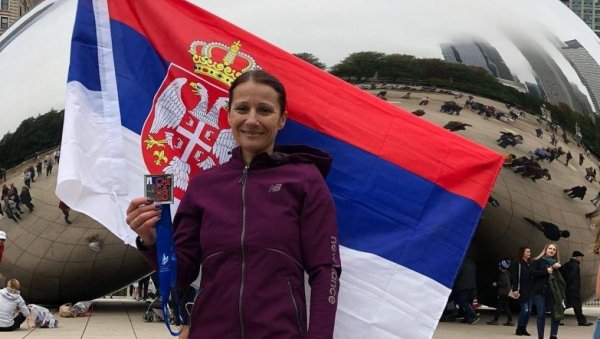ОПЕРИСАЛА ТУМОР НА МОЗГУ, ИСТРЧАЛА СВЕТСКЕ МАРАТОНЕ: Драгана Шпехар (50) учила поново да говори и хода, али наставила да трчи