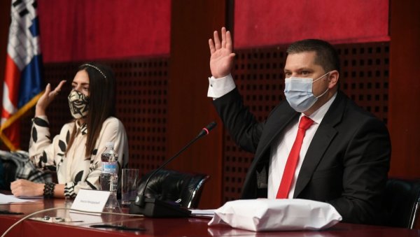 ОДБОРНИЦИ БИРАЈУ САСТАВ ИЗБОРНЕ КОМИСИЈЕ: Седница Скупштине града заказана за петак