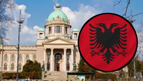 ALBANSKA PROVOKACIJA ISPRED SKUPŠTINE: Policija momentalno reagovala, izgrednici privedeni