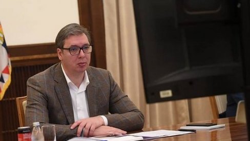 DAN POBEDE NAD FAŠIZMOM: Vučić prisustvuje obeležavanju događaja u Narodnom pozorištu