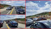 OGROMNA GUŽVA NA AUTO-PUTU: Od tunela Brđani ka Preljini kolona vozila duga 8 kilometara  (FOTO)