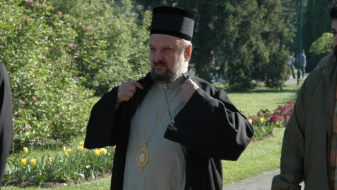 DA NAM VASKRSLI ISUS DA SNAGU: Vladika Vasilije Kačavenda služio u crkvi Svete Petke u Bijeljini