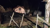 ПОЖАР У ПЉЕВЉИМА: У Отиловићима изгорели помоћни објекти