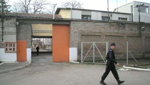 PROVALIO U PRIVATNU POLIKLINIKU I UKRAO NOVAC: Uhvaćen nakon pljačke i sproveden u „Zabelu“