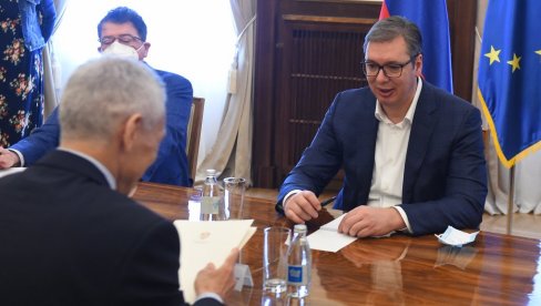 VUČIĆ ČESTITAO USKRS PUTINU: Predsednik se sastao sa ambasadorom Bocan-Harčenkom